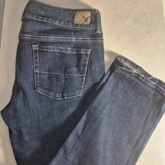 American Eagle Outfitters Ladie's Jeans in size 10 - Picture 9 of 16